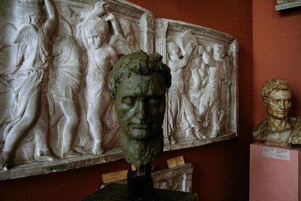 Comment organiser un projet de nettoyage des plages pour sensibiliser à la pollution marine?